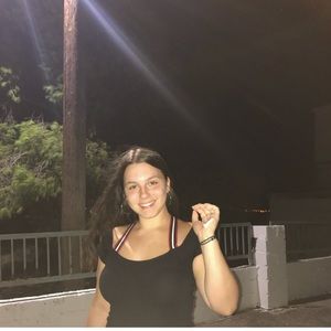 Meet your Posher, Nikki